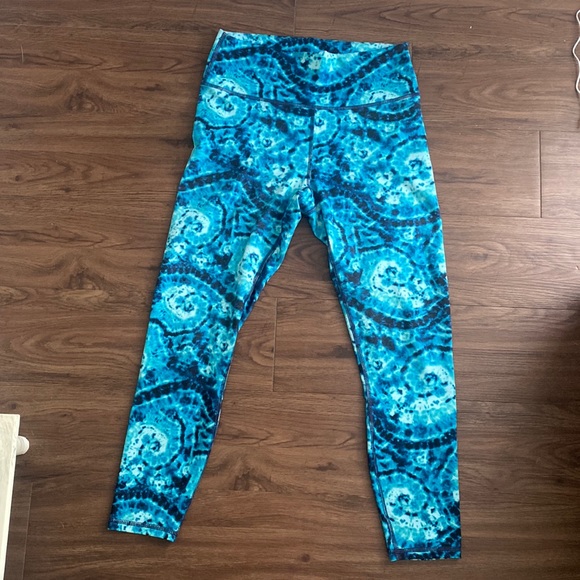 Fabletics Pants - ✨HP✨ Fabletics Women’s Sz M Leggings Blue Tie Dye Pull On Yoga Activewear
